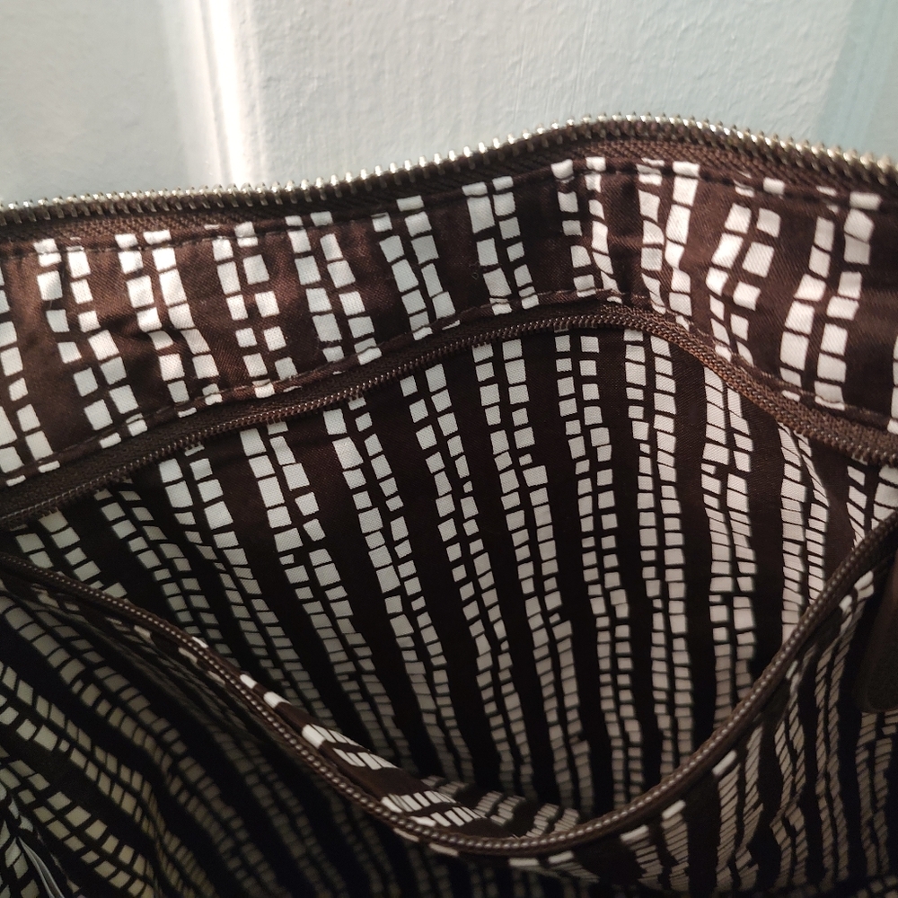 Vera Bradley Hobo Bag - Rainforest Pattern - Picture 8 of 10